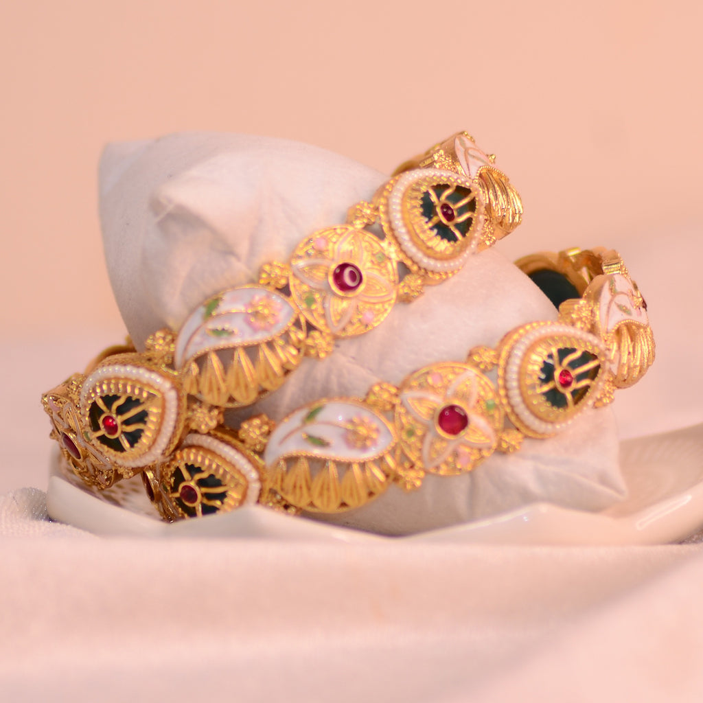 Traditional Bangles Set