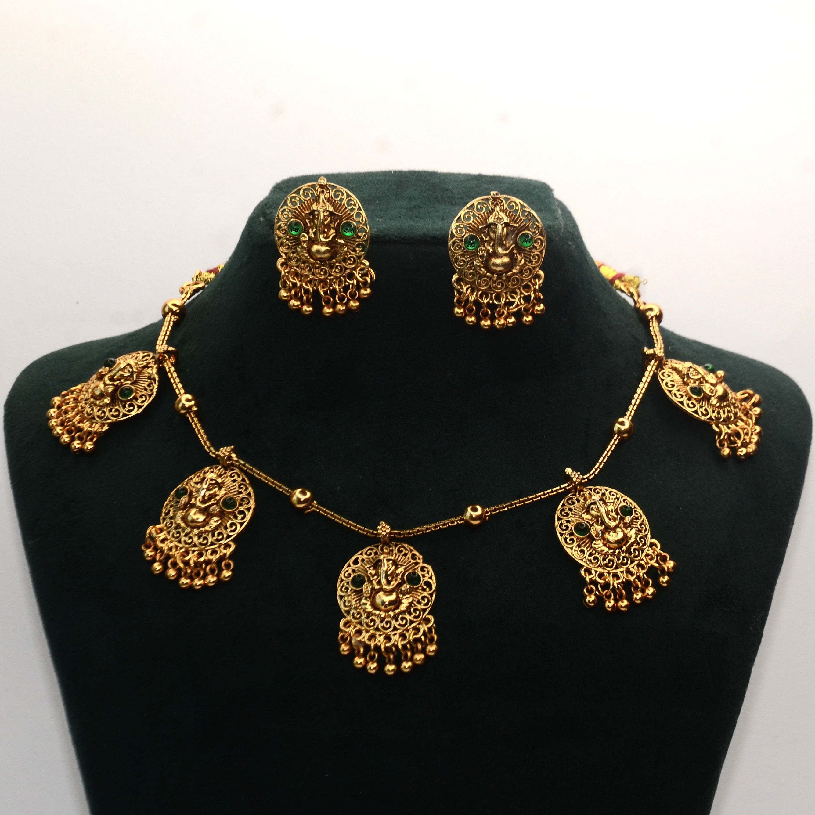 Traditional Necklace Set