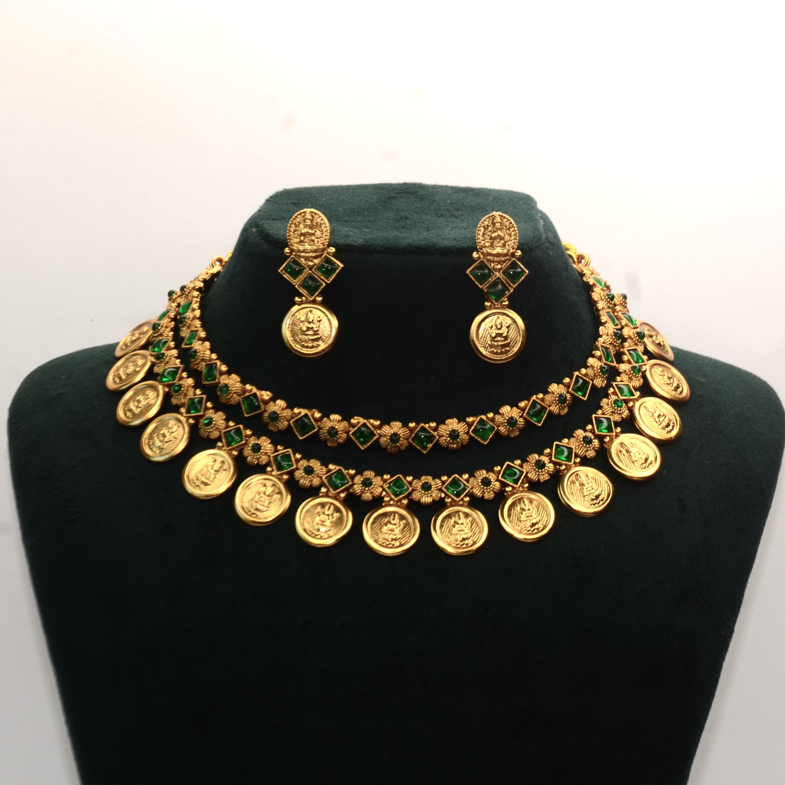 Traditional Necklace Set