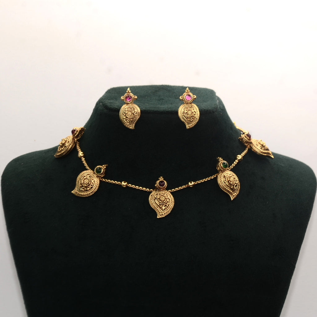 Traditional Necklace Set