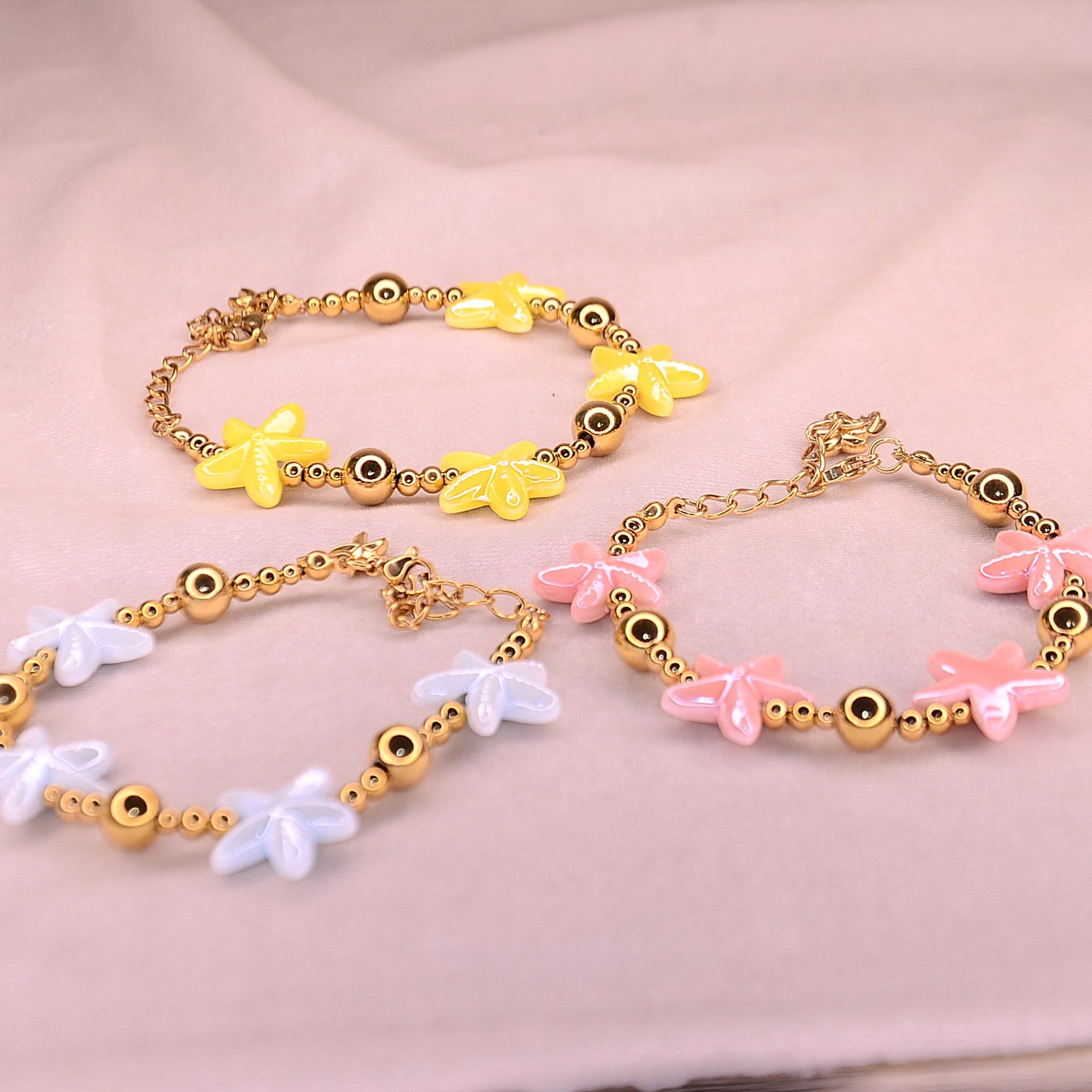 Daisy Charm Bracelet