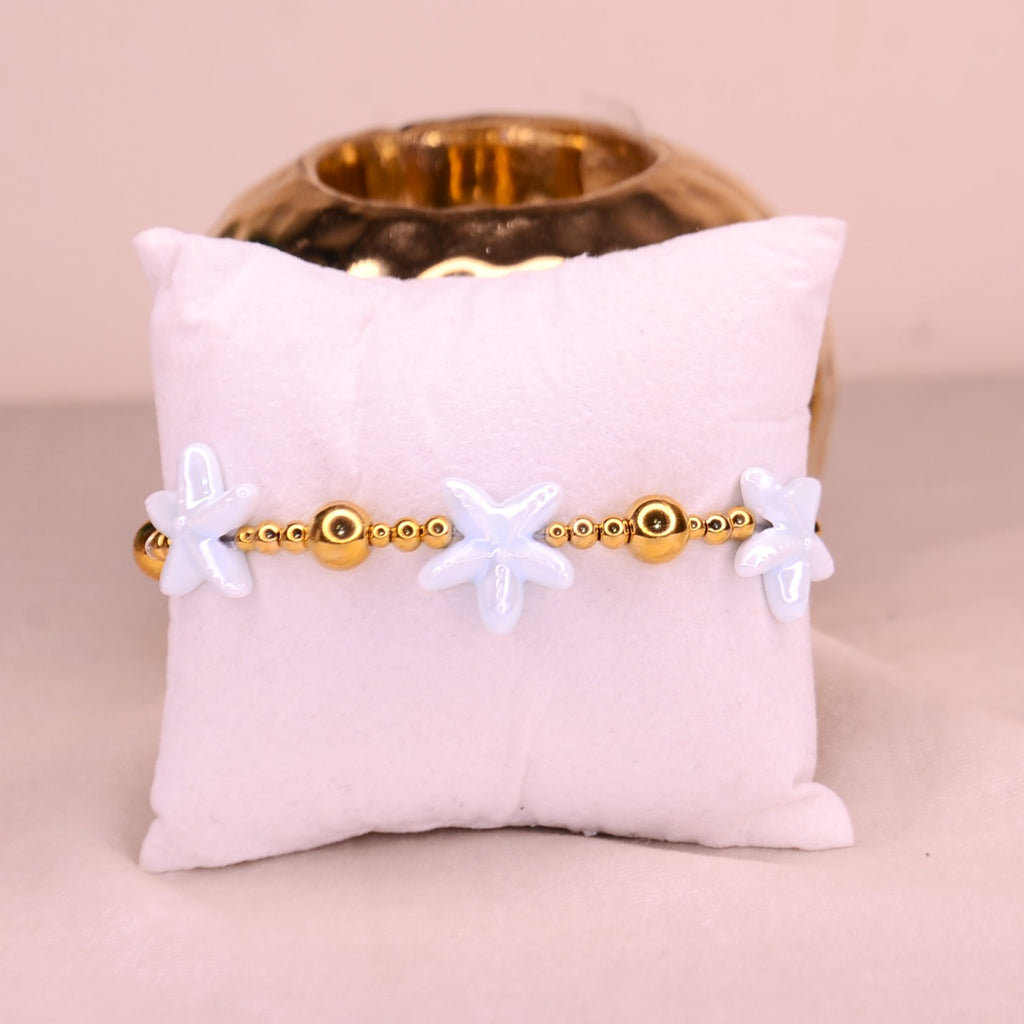 Daisy Charm Bracelet