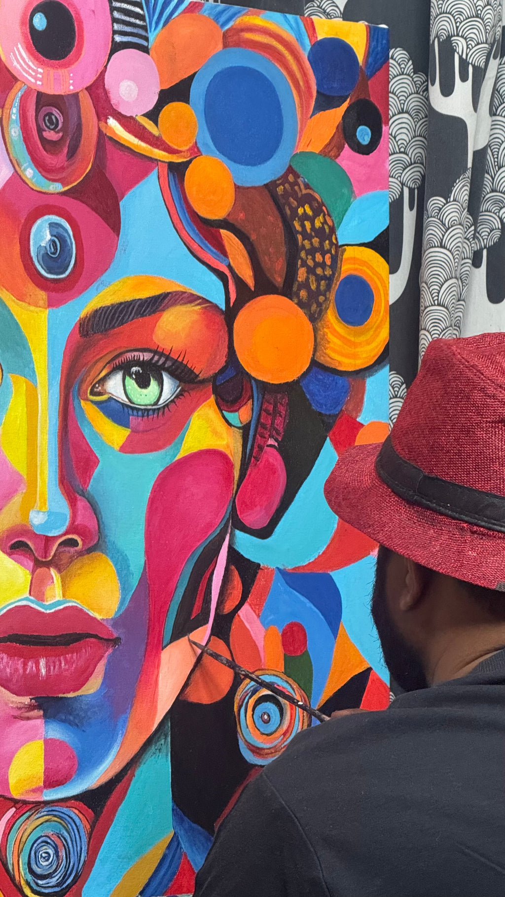 Kaleidoscope Queen. Size: 80/80cm Original Art Work